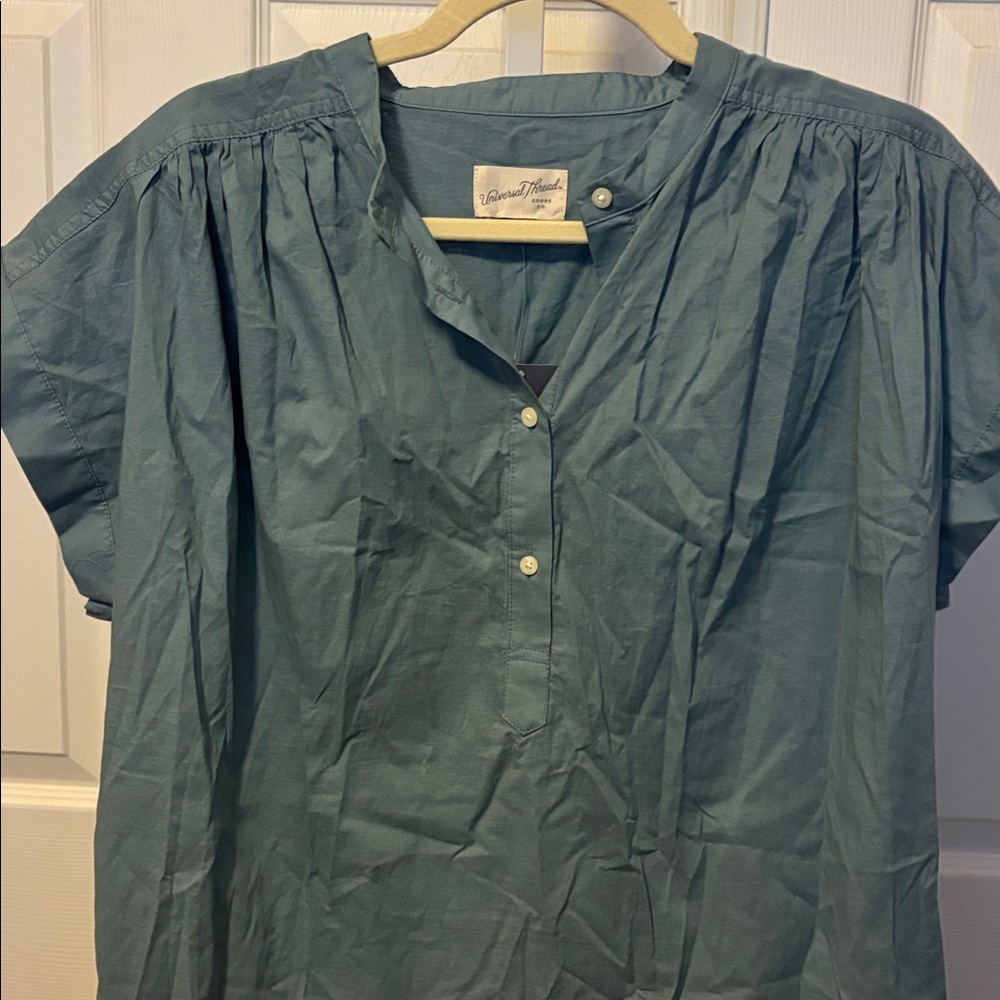 NWT Universal Thread Teal Short Sleeve Top